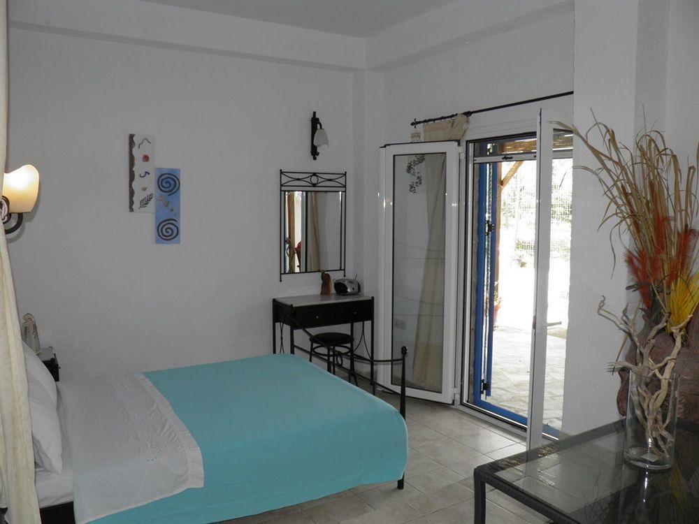 Agnanti Beach Apartments Архангелос Екстериор снимка