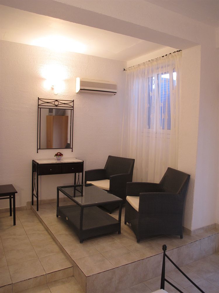 Agnanti Beach Apartments Архангелос Екстериор снимка
